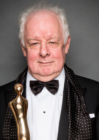 jim with lifetime achievement award